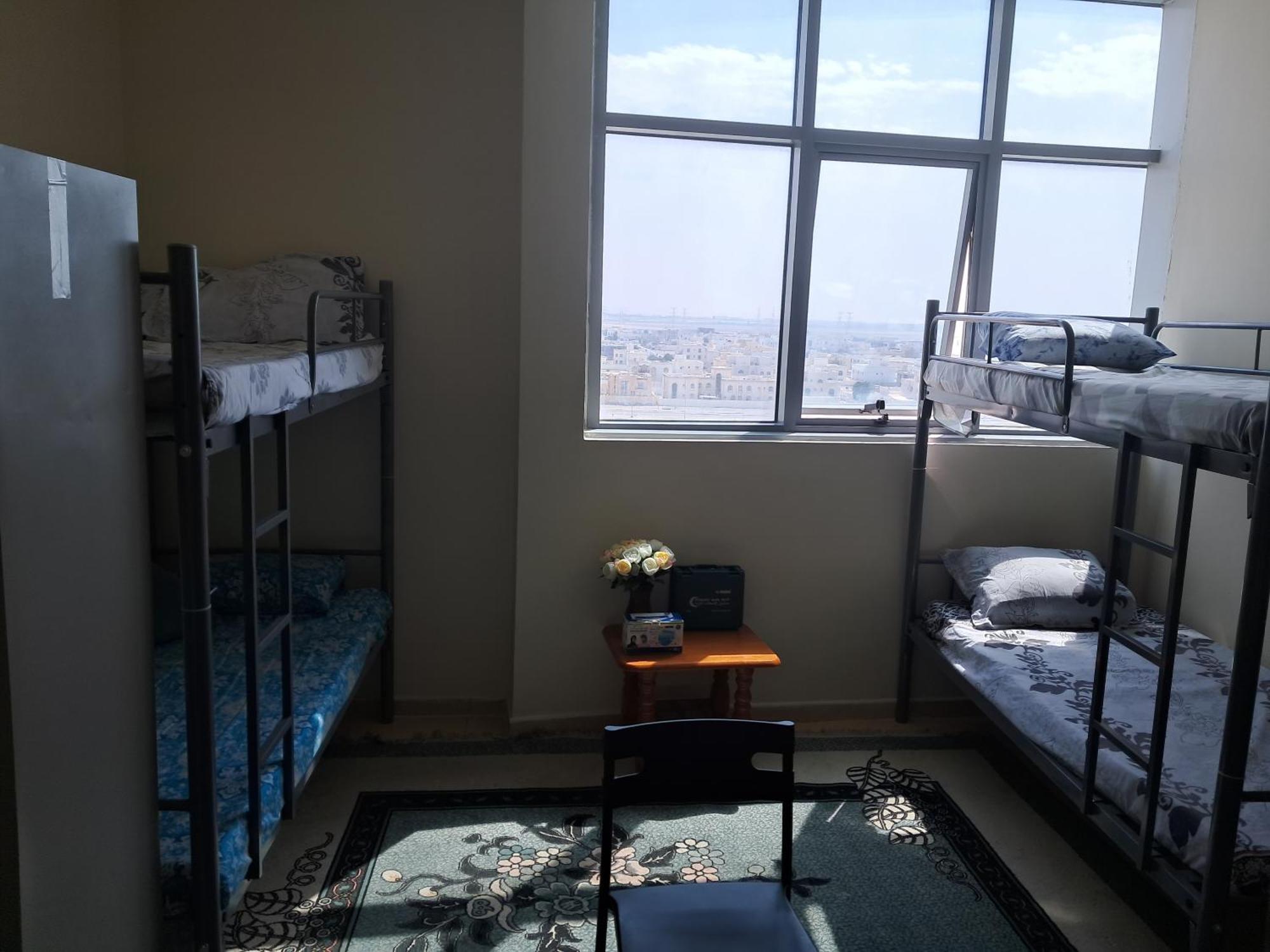 Top House Hostel Abu Dhabi Exterior photo